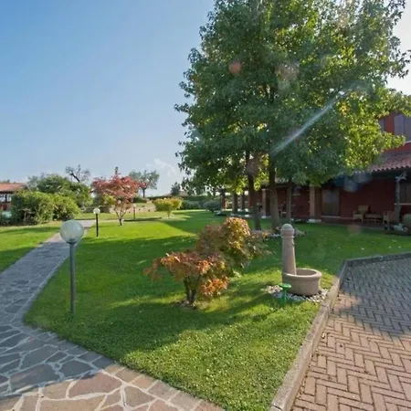 Villa Degli Ulivi *